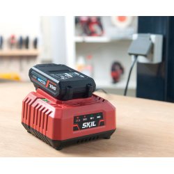 SKIL oplader 2,4 Ah